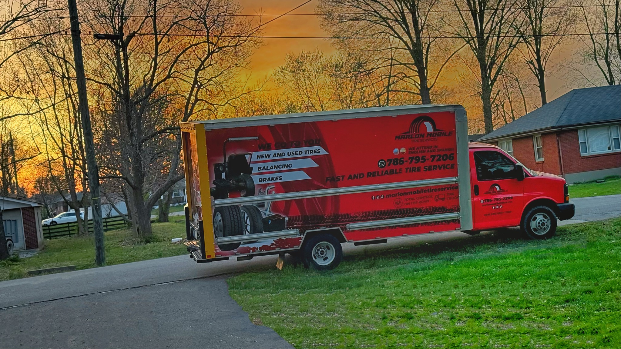 Marlon Mobile Tire Service truck in Louisville, KY